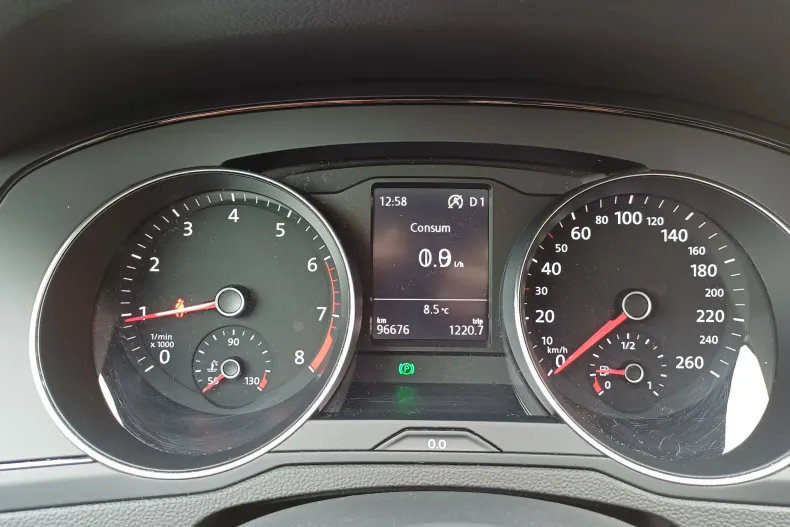 Volkswagen Passat din 2020 cu 96.676 km - oferta VOL151192 - foto 24