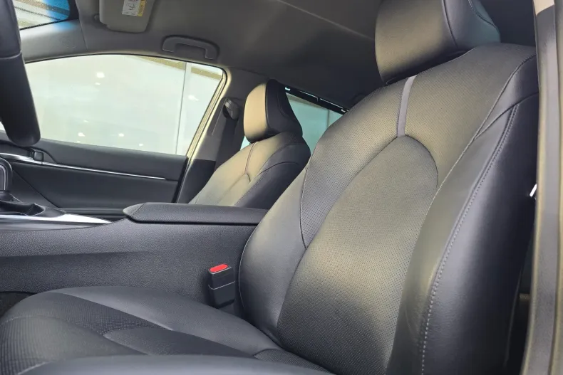 Toyota Camry din 2021 cu 78.224 km - oferta TOY151193 - foto 13