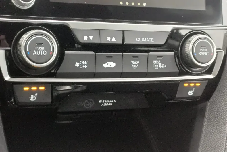 Honda Civic din 2020 cu 65.210 km - oferta HON151194 - foto 18