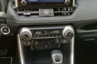 Toyota RAV4 din 2021 cu 75.704 km - oferta TOY151196 - foto 14