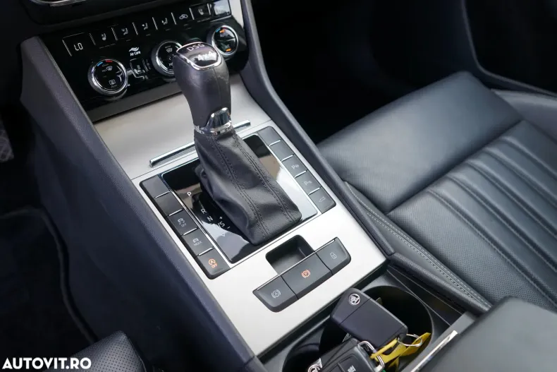 Skoda Superb din 2020 cu 164.490 km - oferta SKO151215 - foto 30