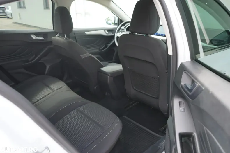 Ford Focus din 2021 cu 55.736 km - oferta FOR151218 - foto 28