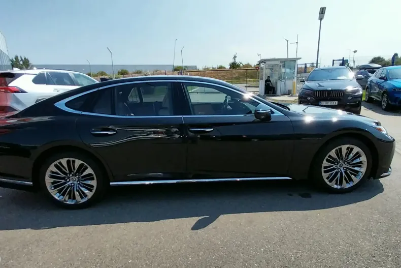 Lexus Seria LS din 2023 cu 46.598 km - oferta LEX151225 - foto 3