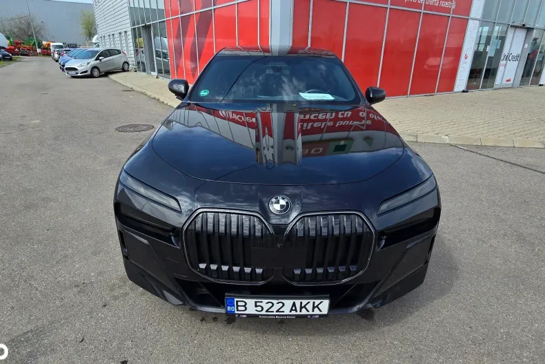 BMW Seria 7 din 2022 cu 99.480 km - oferta BMW151228 - foto 2