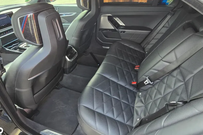 BMW Seria 7 din 2022 cu 99.480 km - oferta BMW151228 - foto 9