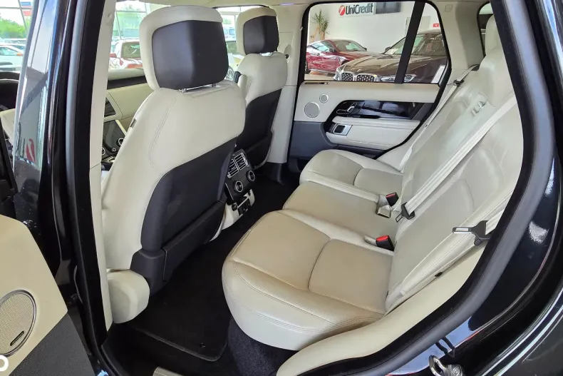 Land Rover Range Rover din 2019 cu 117.866 km - oferta LAN151230 - foto 9