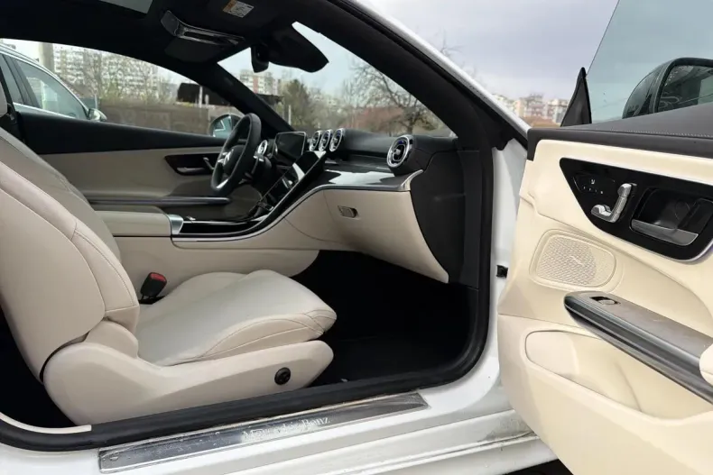 Mercedes-Benz CLE din 2024 cu 7.250 km - oferta MER151231 - foto 16