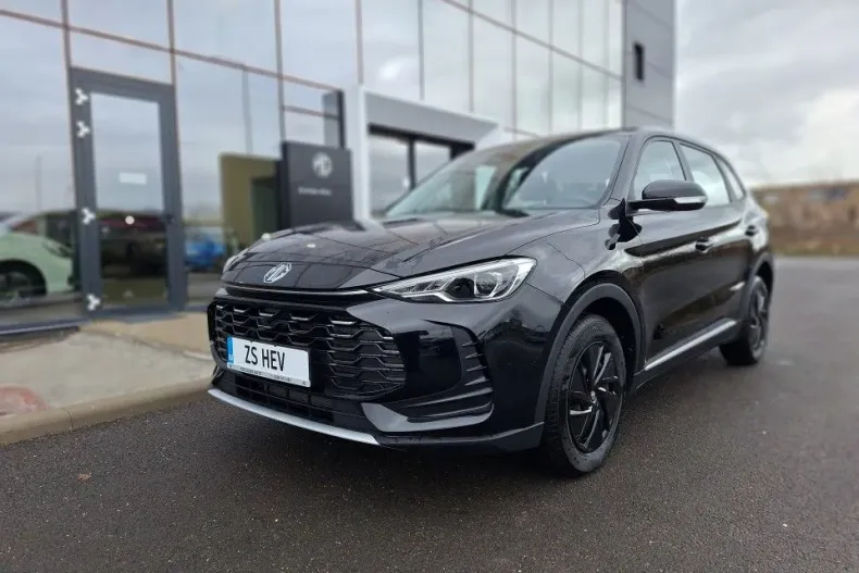 MG ZS HEV din 2025 cu 1 km - oferta MG0151235 - foto 2