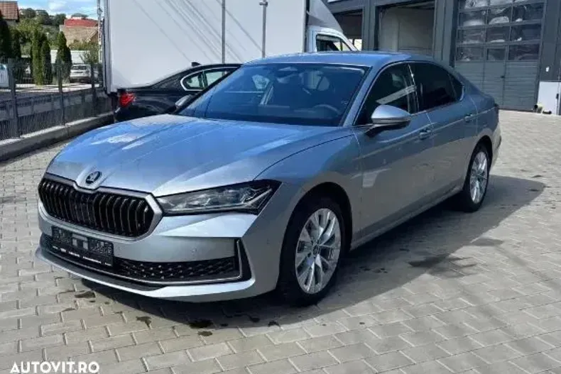 Skoda Superb din 2025 cu 5 km - oferta SKO151245 - foto 1