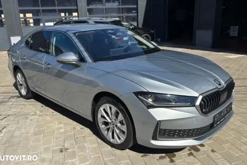 Skoda Superb din 2025 cu 5 km - oferta SKO151245 - foto 3