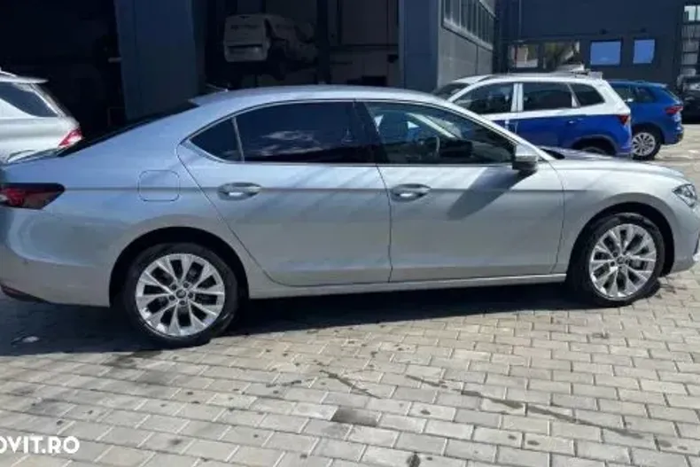 Skoda Superb din 2025 cu 5 km - oferta SKO151245 - foto 4