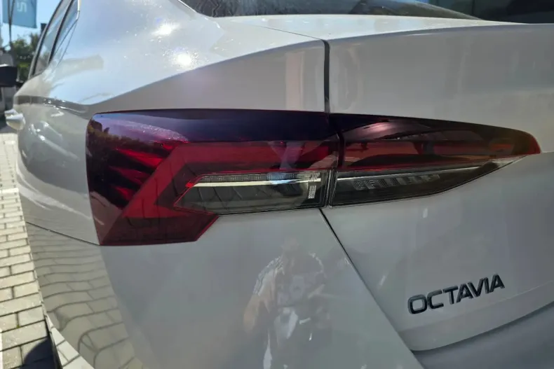 Skoda Octavia din 2025 cu 5 km - oferta SKO151246 - foto 11
