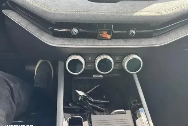 Skoda Superb din 2025 cu 5 km - oferta SKO151247 - foto 15