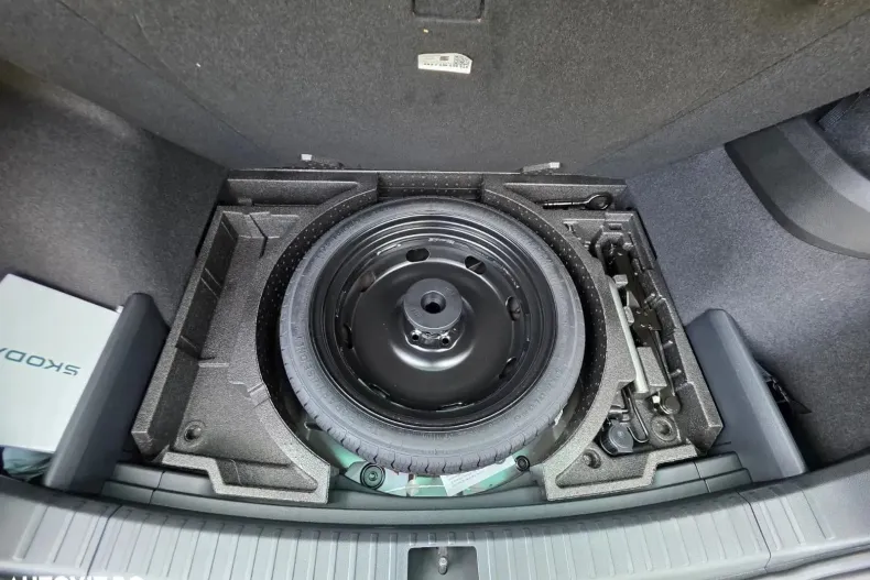 Skoda Karoq din 2025 cu 5 km - oferta SKO151248 - foto 24