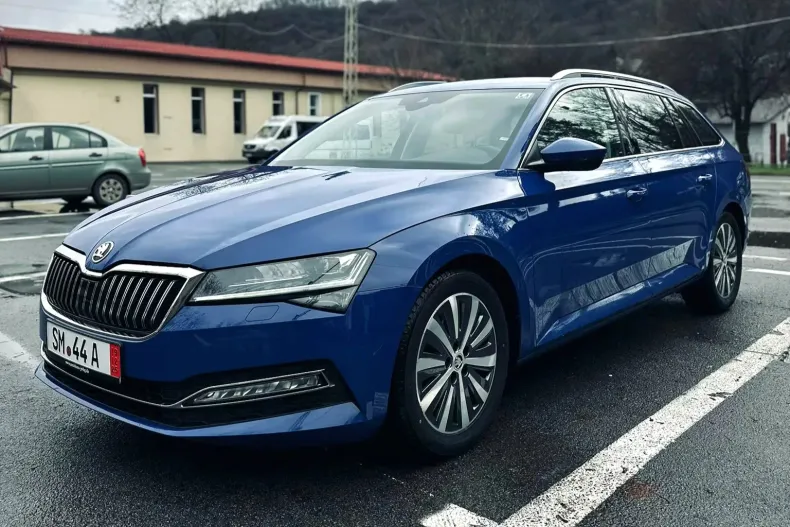Skoda Superb din 2023 cu 158.423 km - oferta SKO151250 - foto 4