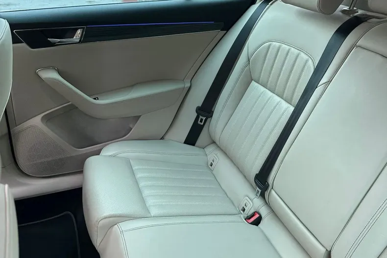 Skoda Superb din 2023 cu 158.423 km - oferta SKO151250 - foto 17