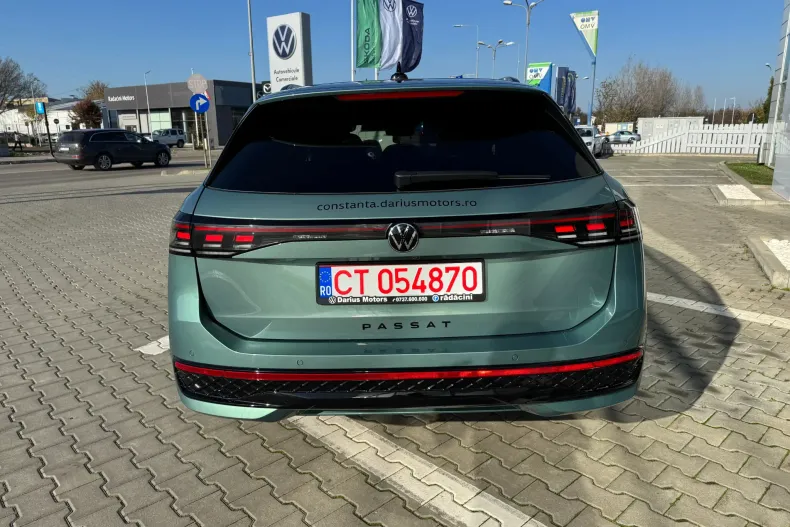 Volkswagen Passat din 2025 cu 10 km - oferta VOL151269 - foto 5