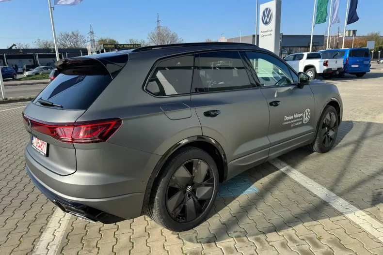 Volkswagen Touareg din 2025 cu 10 km - oferta VOL151270 - foto 5