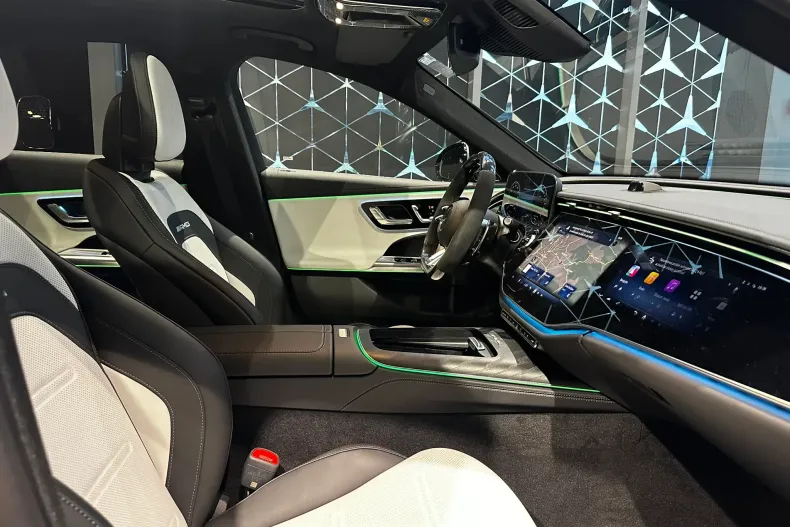 Mercedes-Benz E din 2025 cu 3.000 km - oferta MER151283 - foto 12