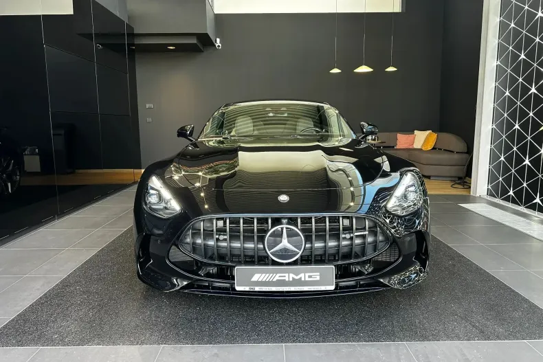 Mercedes-Benz AMG GT din 2024 cu 11.200 km - oferta MER151285 - foto 1