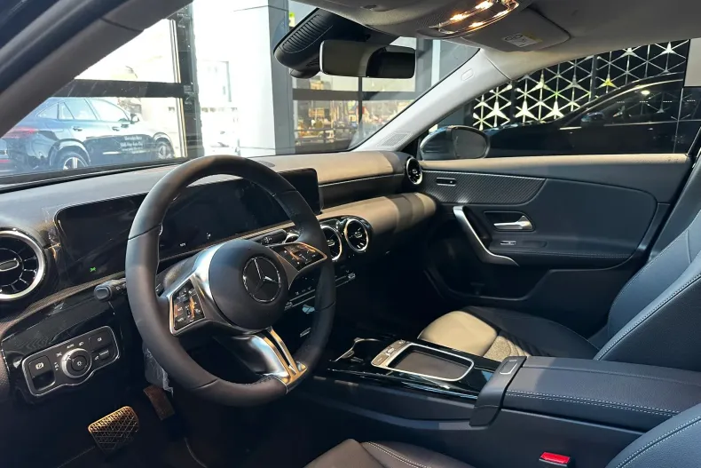 Mercedes-Benz A din 2025 cu 6 km - oferta MER151289 - foto 5