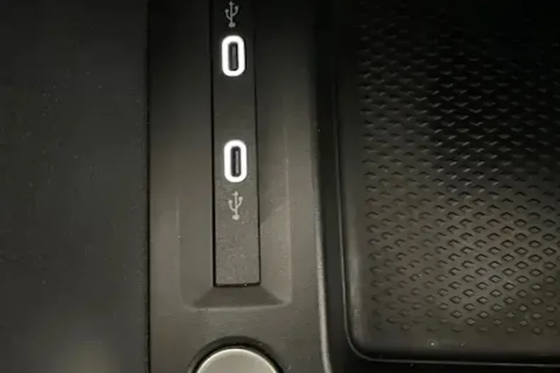 Ford Tourneo Connect din 2022 cu 22.448 km - oferta FOR151296 - foto 27