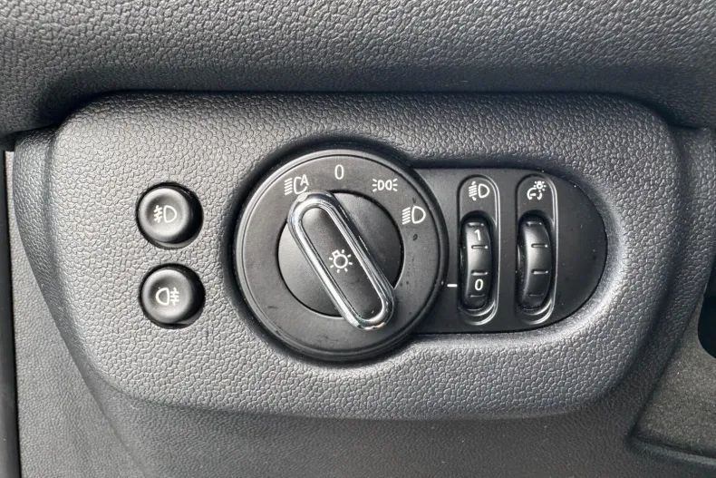 MINI Clubman din 2021 cu 145.000 km - oferta MIN151303 - foto 19