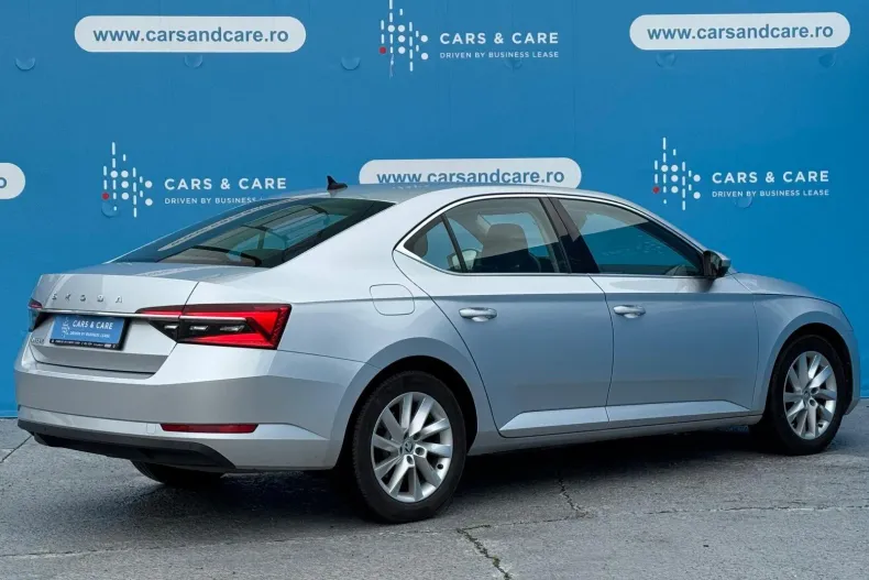Skoda Superb din 2021 cu 121.400 km - oferta SKO151304 - foto 4