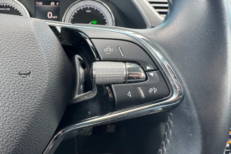 Skoda Superb din 2021 cu 121.400 km - oferta SKO151304 - foto 18