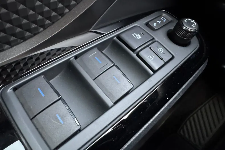 Toyota C-HR din 2023 cu 32.400 km - oferta TOY151307 - foto 17