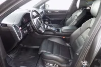 Porsche Cayenne din 2021 cu 62.811 km - oferta POR151308 - foto 13