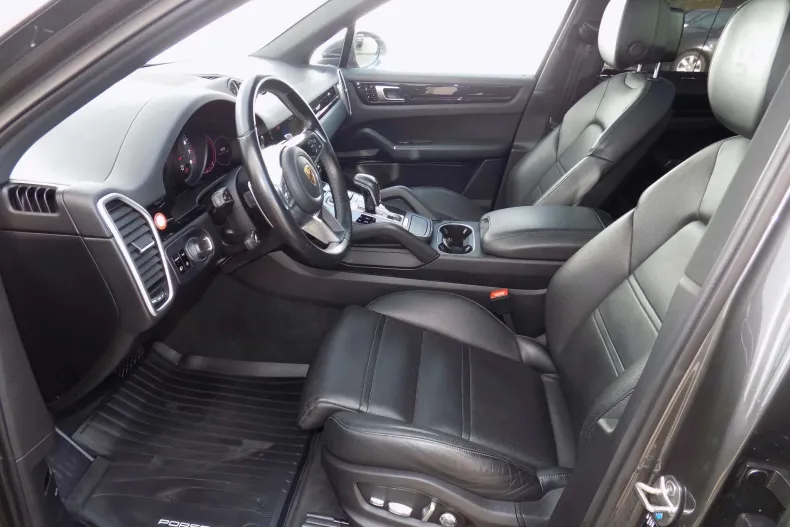 Porsche Cayenne din 2021 cu 62.811 km - oferta POR151308 - foto 13