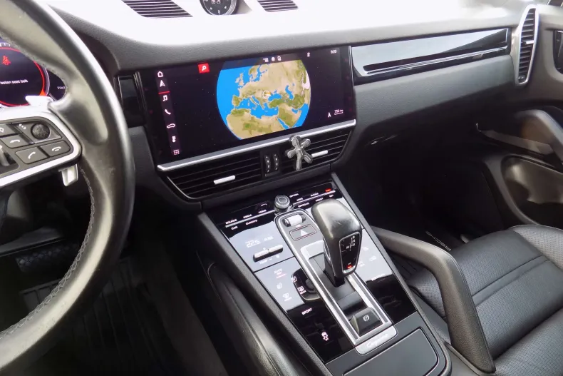 Porsche Cayenne din 2021 cu 62.811 km - oferta POR151308 - foto 19