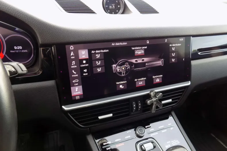 Porsche Cayenne din 2021 cu 62.811 km - oferta POR151308 - foto 21