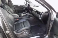 Porsche Cayenne din 2021 cu 62.811 km - oferta POR151308 - foto 30