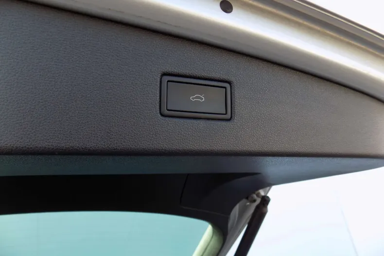 Volkswagen Tiguan din 2022 cu 128.882 km - oferta VOL151312 - foto 31