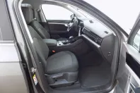 Volkswagen Touareg din 2021 cu 99.286 km - oferta VOL151314 - foto 25