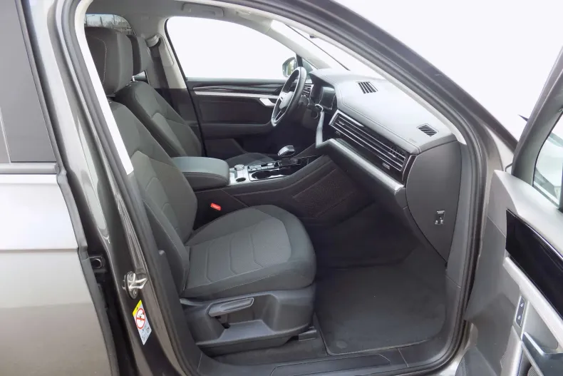 Volkswagen Touareg din 2021 cu 99.286 km - oferta VOL151314 - foto 25