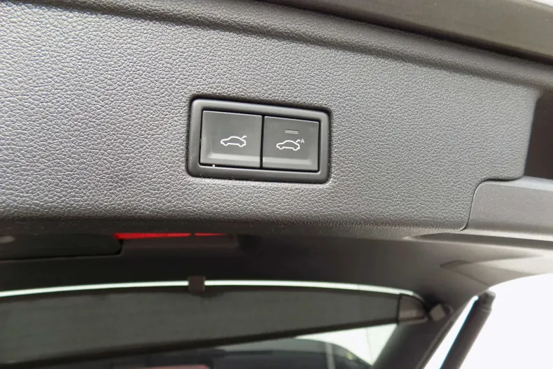 Volkswagen Touareg din 2021 cu 99.286 km - oferta VOL151314 - foto 28