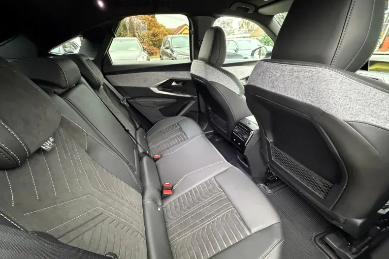 Peugeot 3008 din 2025 cu 3.000 km - oferta PEU151320 - foto 21