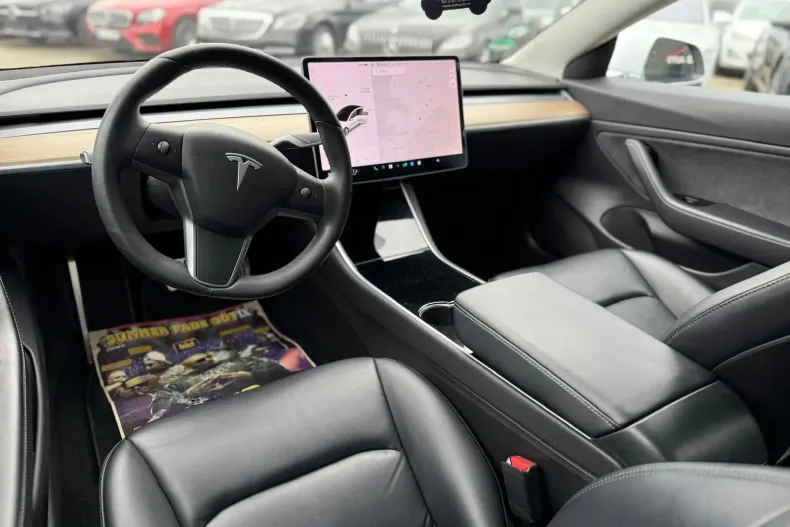 Tesla Model 3 din 2019 cu 157.965 km - oferta TES151323 - foto 7