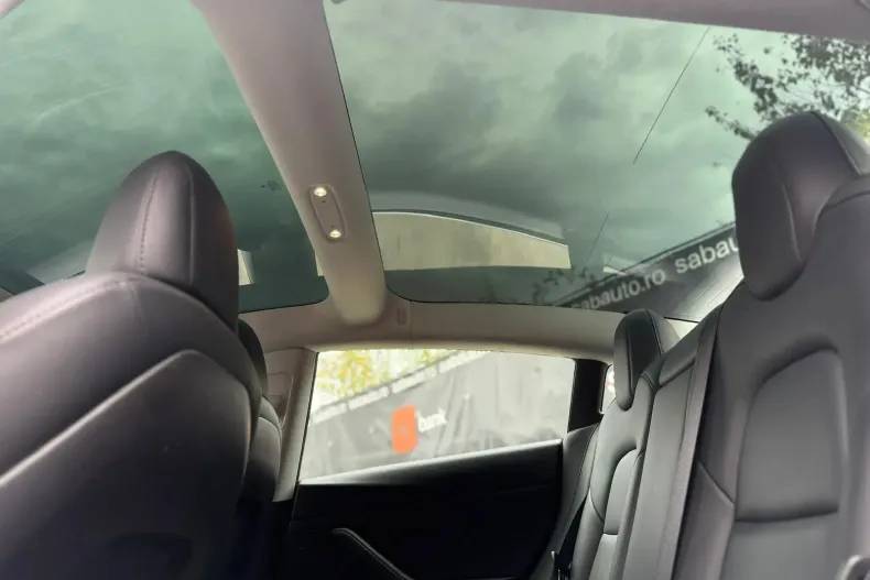 Tesla Model 3 din 2019 cu 157.965 km - oferta TES151323 - foto 9