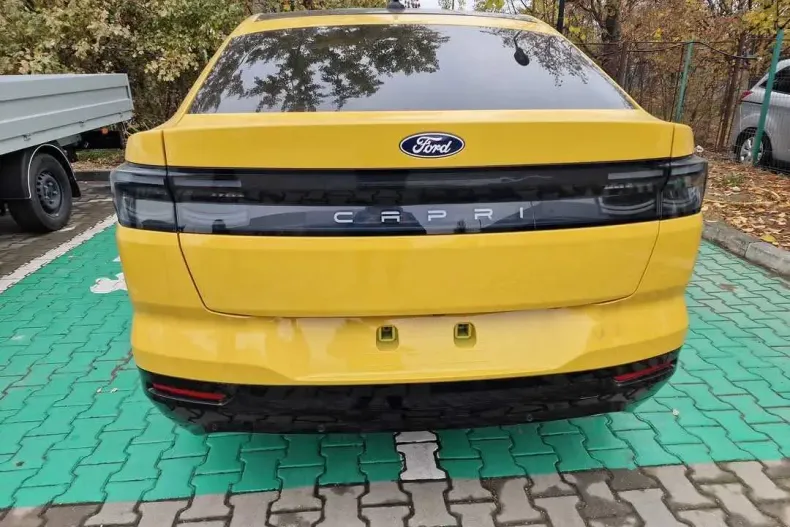 Ford Capri din 2024 cu 13.000 km - oferta FOR151326 - foto 3