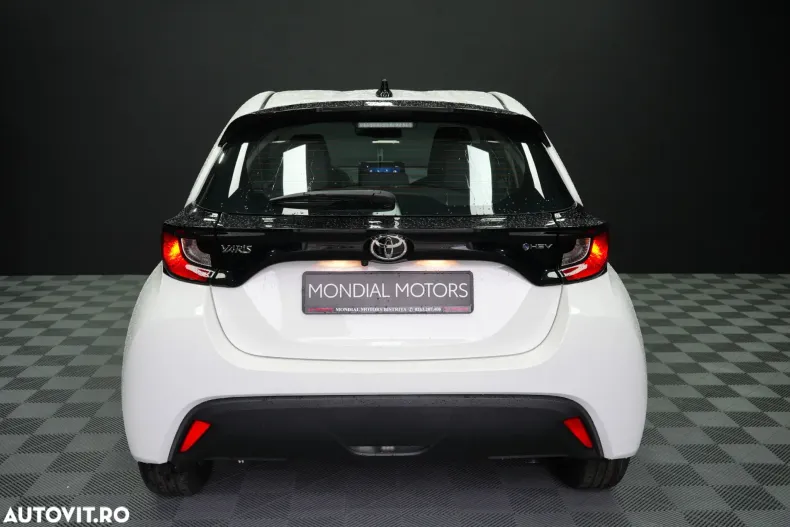 Toyota Yaris din 2025 cu 10 km - oferta TOY151329 - foto 5