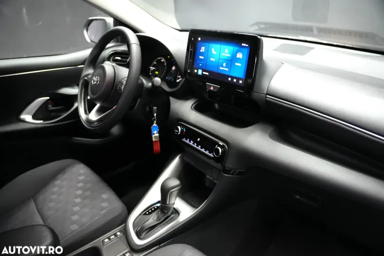 Toyota Yaris din 2025 cu 10 km - oferta TOY151329 - foto 10