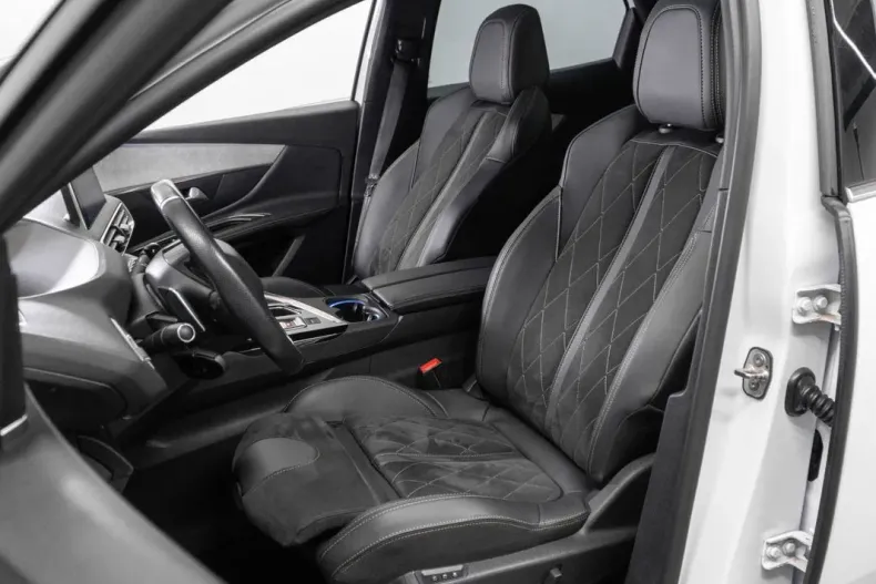 Peugeot 3008 din 2020 cu 41.500 km - oferta PEU151335 - foto 26