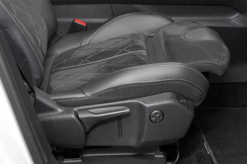 Peugeot 3008 din 2020 cu 41.500 km - oferta PEU151335 - foto 30