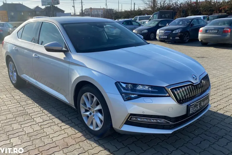 Skoda Superb din 2020 cu 123.266 km - oferta SKO151338 - foto 2