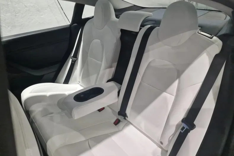 Tesla Model 3 din 2021 cu 34.950 km - oferta TES151339 - foto 14