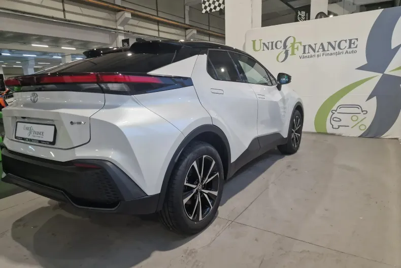 Toyota C-HR din 2025 cu 970 km - oferta TOY151342 - foto 8